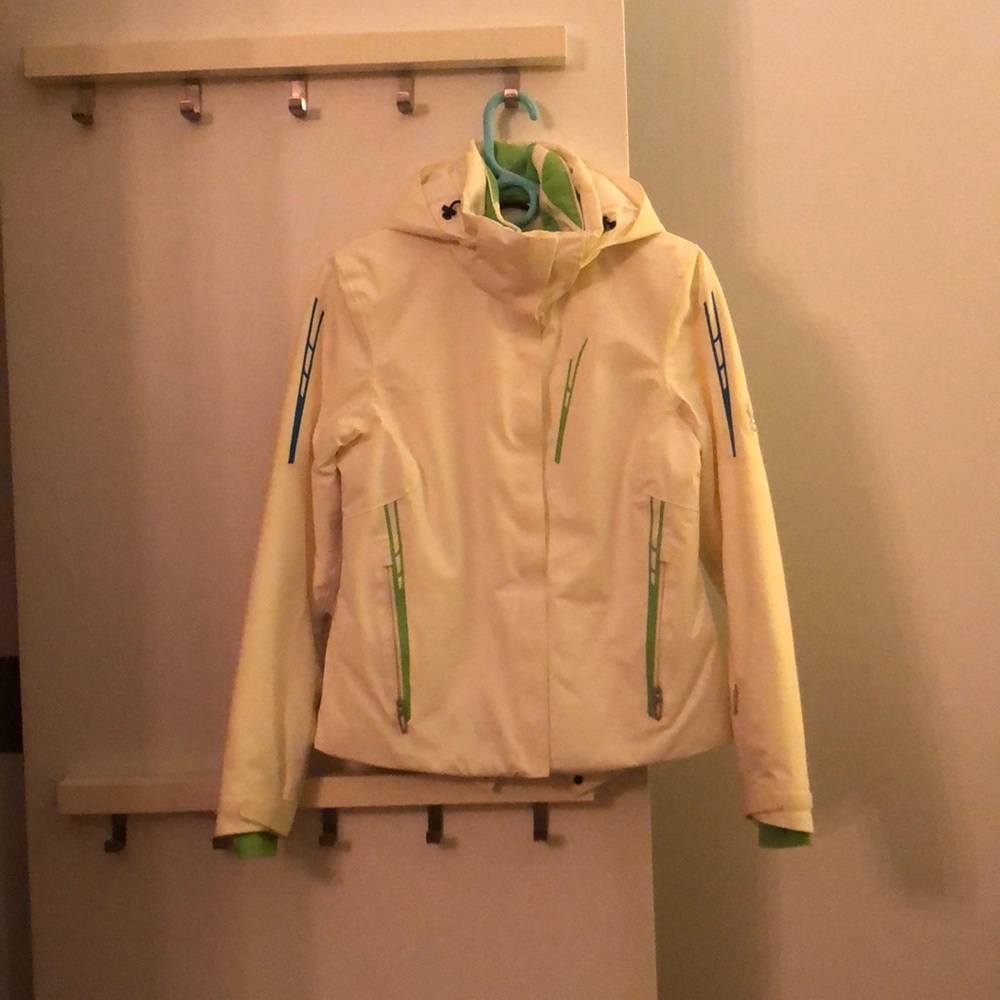 Spyder women’s white and neon ski jacket!!